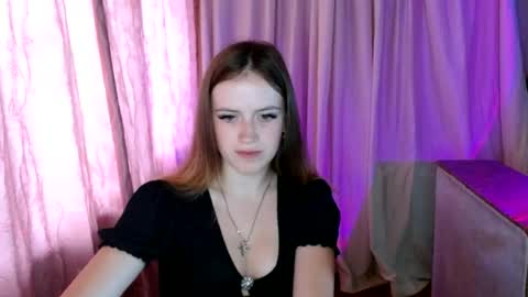 Snapshot of elinastar chatting on 06-29-26, 09:26 ElinaStar online show from 06-29-26, 09:26