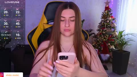 Elina online show from 12-16-24, 09:14