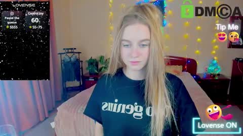 Snapshot of elinor_faith chatting on 12-22-24, 04:38 elinor_faith online show from 12-22-24, 04:38