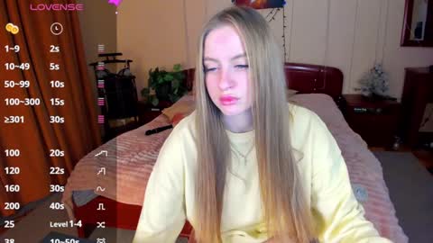 Snapshot of elinor_faith chatting on 01-17-25, 04:26 elinor_faith online show from 01-17-25, 04:26