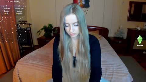 Snapshot of elinor_faith chatting on 02-11-25, 09:42 elinor_faith online show from 02-11-25, 09:42