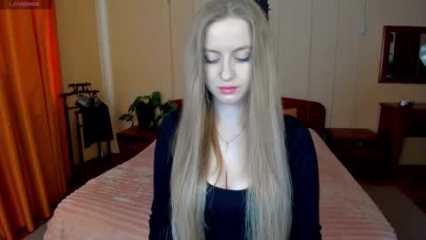 Snapshot of elinor_faith chatting on 02-22-25, 12:19 elinor_faith online show from 02-22-25, 12:19