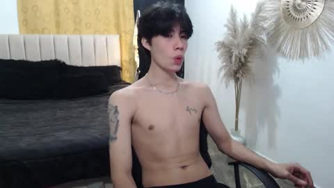 Snapshot of elio_collem chatting on 09-16-25, 02:12 ELIO online show from 09-16-25, 02:12