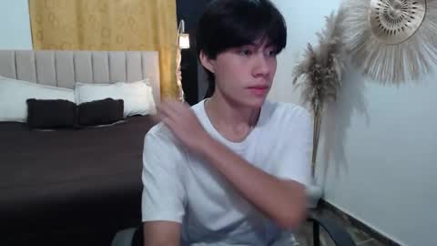 ELIO online show from 11-15-25, 01:36