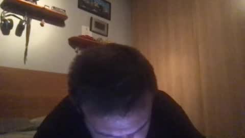 Snapshot of eliot26 chatting on 12-01-24, 05:02 e26 online show from 12-01-24, 05:02