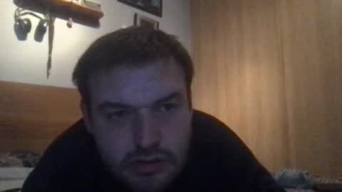 Snapshot of eliot26 chatting on 12-25-24, 07:02 e26 online show from 12-25-24, 07:02