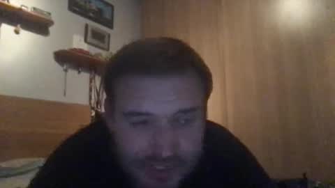 Snapshot of eliot26 chatting on 12-26-24, 04:58 e26 online show from 12-26-24, 04:58