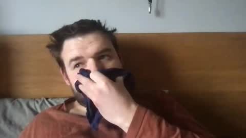 Snapshot of eliot26 chatting on 01-23-25, 10:32 e26 online show from 01-23-25, 10:32