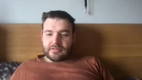 Snapshot of eliot26 chatting on 03-10-25, 10:04 e26 online show from 03-10-25, 10:04