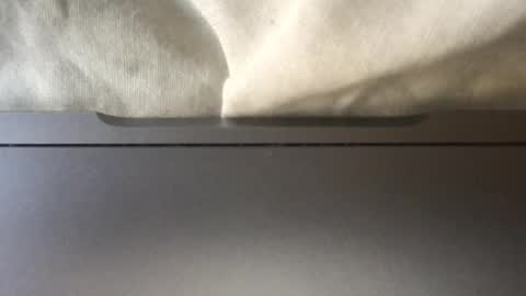 Snapshot of eliot26 chatting on 10-12-25, 02:27 e26 online show from 10-12-25, 02:27