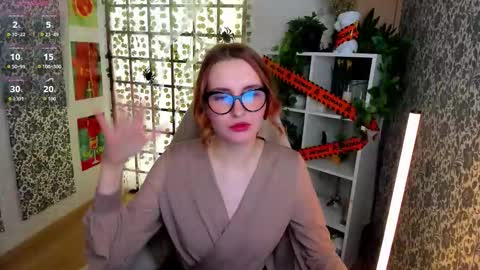 Elis  online show from 11-17-25, 02:28