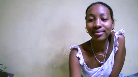 elisa689549 online show from 10-19-25, 06:47