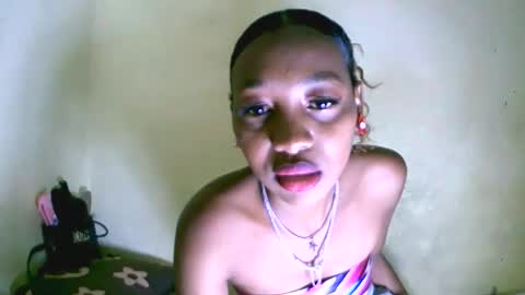 elisa689549 online show from 10-21-25, 08:48