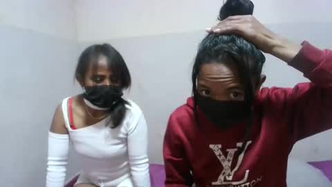 elisabet88 online show from 10-05-25, 05:22