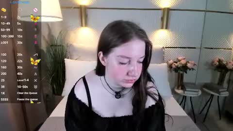 Snapshot of elisabeth_binder chatting on 07-14-26, 03:33 your sweet Lisa online show from 07-14-26, 03:33