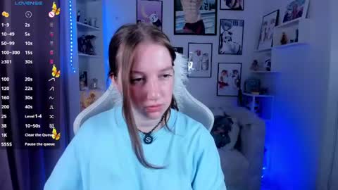 Snapshot of elisabeth_binder chatting on 07-24-26, 03:37 your sweet Lisa online show from 07-24-26, 03:37