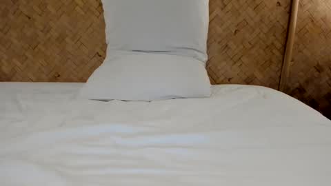 Snapshot of elisadikotti chatting on 11-14-25, 09:52 elisadikotti online show from 11-14-25, 09:52