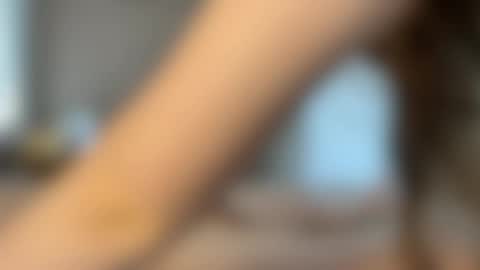 Snapshot of elisadikotti chatting on 02-07-26, 02:37 elisadikotti online show from 02-07-26, 02:37