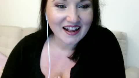 elise_bliss69 online show from 10-13-25, 07:14