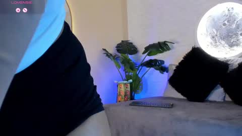 Elise diamond online show from 03-08-25, 01:50