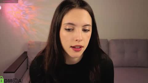 Elise online show from 03-25-26, 09:15