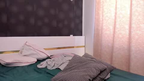 Elly online show from 09-23-25, 10:07