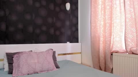 Elly online show from 12-02-25, 08:08