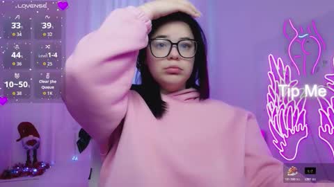 Eliss online show from 12-17-25, 10:21