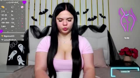 Eliss online show from 10-25-25, 06:10
