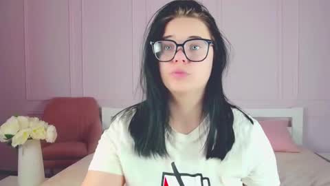 Snapshot of elissstoun chatting on 01-31-25, 08:01 ElissStoun online show from 01-31-25, 08:01