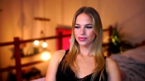 Sunflower  online show from 10-30-25, 07:14