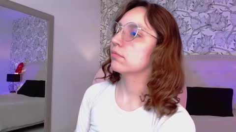 Eliza online show from 02-22-25, 07:47