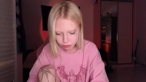 Elizabeth online show from 10-09-25, 06:17