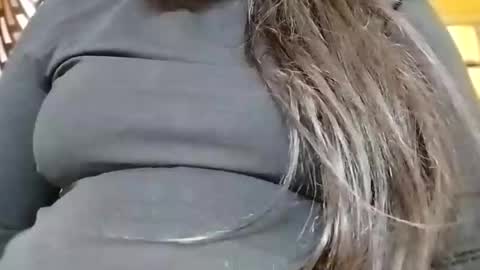 Snapshot of eliza_sexy03 chatting on 09-08-25, 03:22 eliza_sexy03 online show from 09-08-25, 03:22