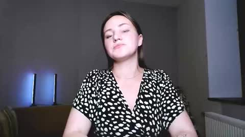 Elizabeth online show from 10-17-25, 08:33