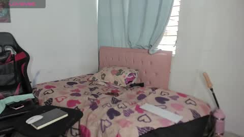 Snapshot of elizabeth_777 chatting on 02-20-25, 08:25 elizabeth_777 online show from 02-20-25, 08:25