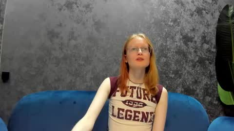 Snapshot of elizabeth_harpper chatting on 02-07-25, 11:12 Elizabeth online show from 02-07-25, 11:12