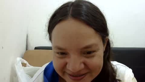 Elizabeth Martinez  online show from 01-16-25, 04:18