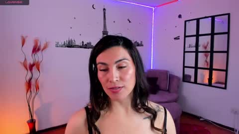 Elizabeth online show from 02-21-25, 06:59