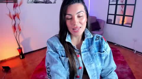 Elizabeth online show from 03-06-25, 06:16