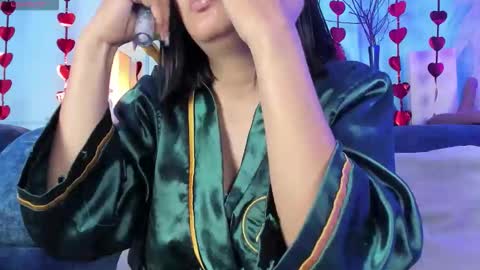 Snapshot of elizabeth_vonsweet chatting on 02-03-26, 12:32 Eli online show from 02-03-26, 12:32