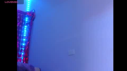 Lizzy online show from 02-17-26, 05:41