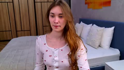 Elizabeth online show from 03-14-26, 04:01