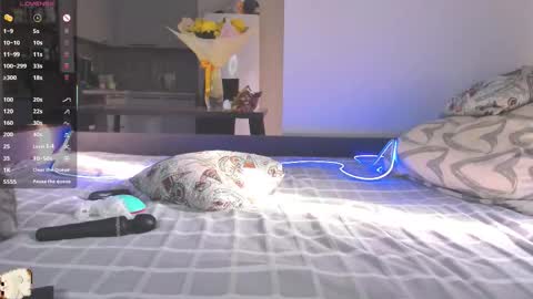 Eli online show from 10-01-25, 03:34