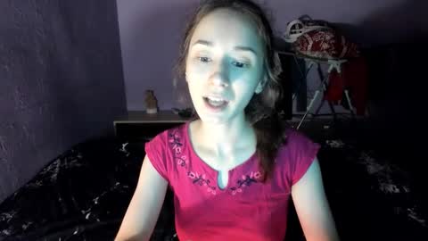 Snapshot of elizabethrice chatting on 10-14-25, 03:02 elizabethrice online show from 10-14-25, 03:02