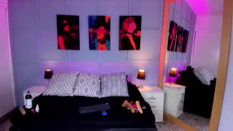  Elizabeth online show from 10-27-25, 10:47