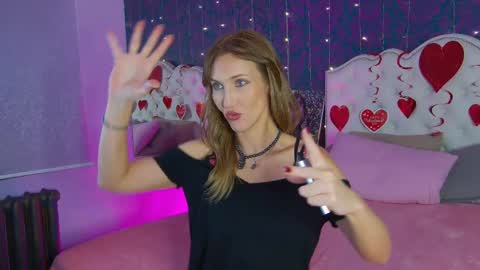 Linda online show from 02-16-25, 08:33