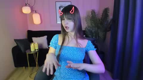 Eliza online show from 02-11-25, 01:51