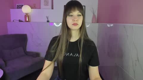 Eliza online show from 02-15-25, 07:28