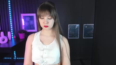 Eliza online show from 03-11-25, 01:12